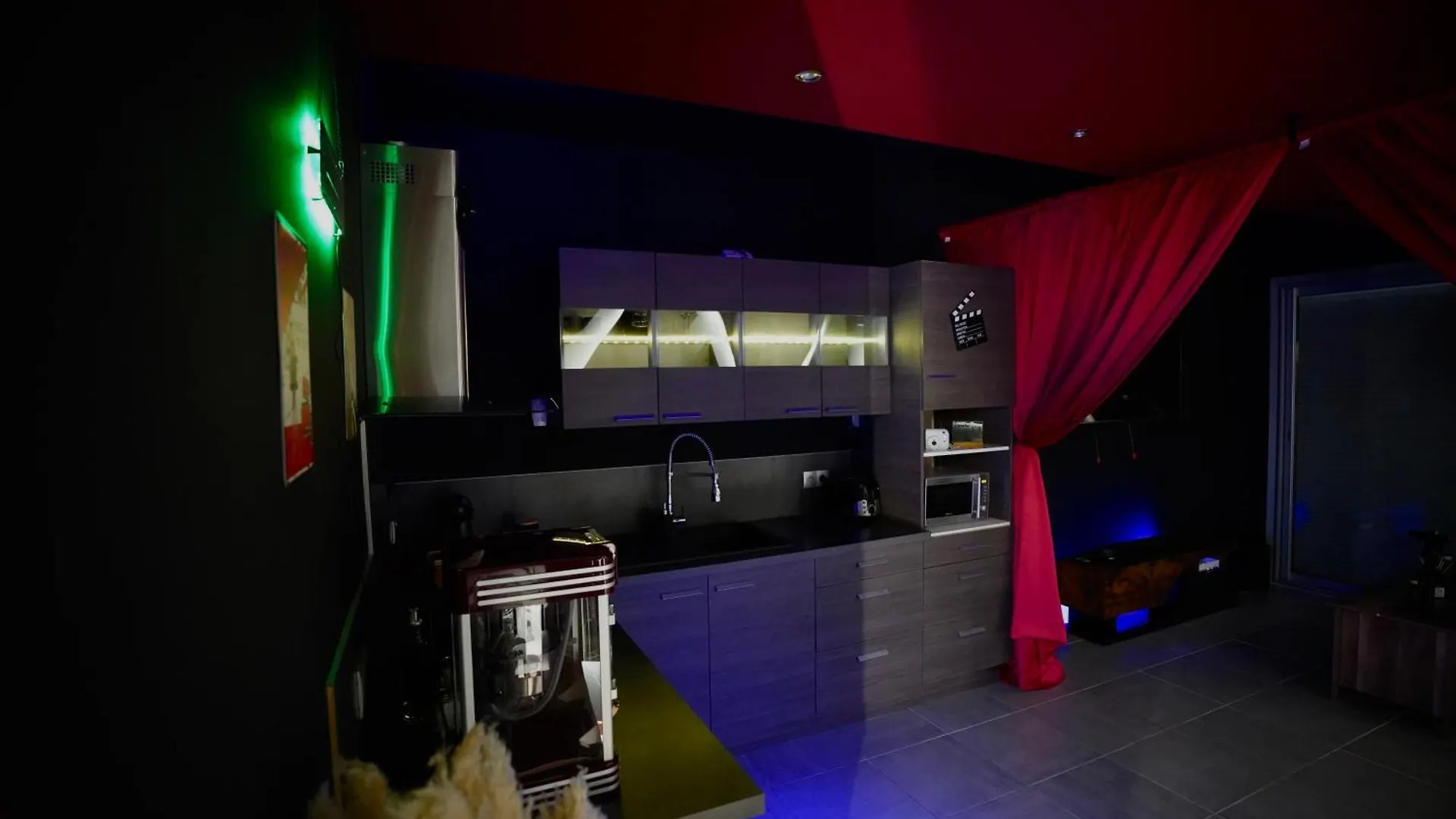 L Unique Cinema Room Grenoble France